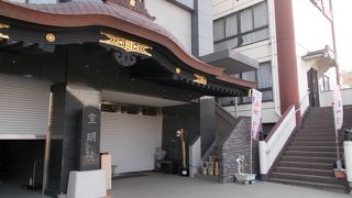 日蓮宗の寺院です。