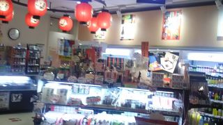 コンビニエンス的な商品がとても多いので、便利