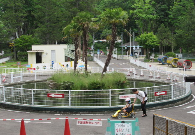 交通事故のない世界にしましょうね