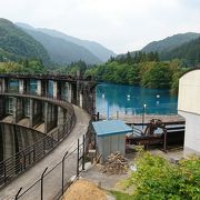 奥四万湖の方がおすすめ