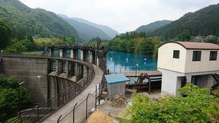 奥四万湖の方がおすすめ