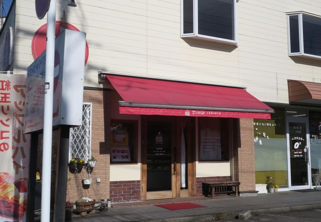 上品なケーキ屋さん