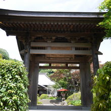 お寺の山門