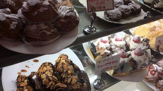 シュークリームと言わない。