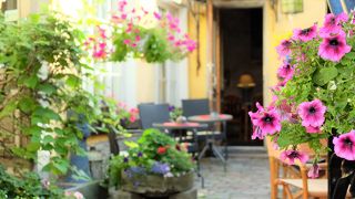 テラスでのんびり素敵cafe