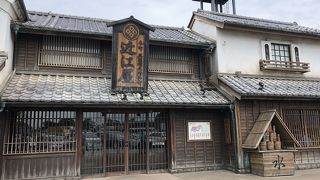 鬼平犯科帳のパーキングエリアです。