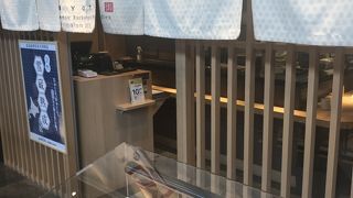 殻ごと焼いた蕎麦粉