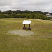 国府多賀城駅からすぐ、小高い丘ような「館前遺跡」