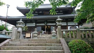 立像は国の重要文化財