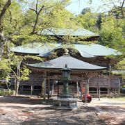 歴史と素朴さを感じるお寺