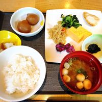 朝食ビュッフェ　　カレーもあります