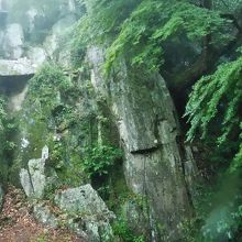 自然巨石アップ