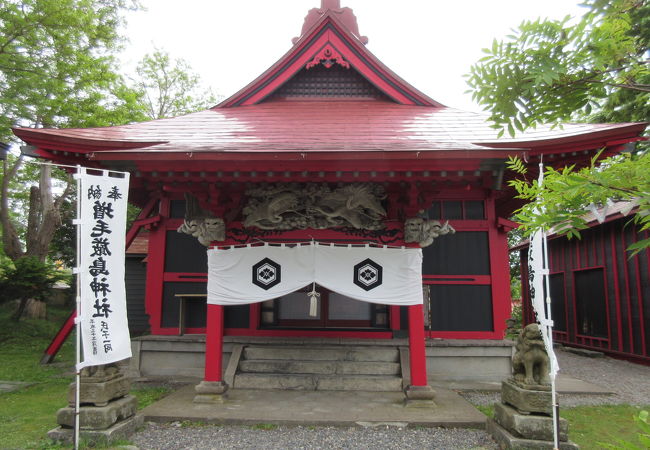 彫刻神社