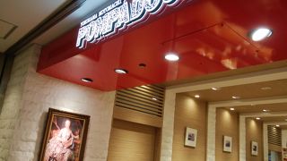 サクサク感のクロワッサンが美味しいポンパドウル