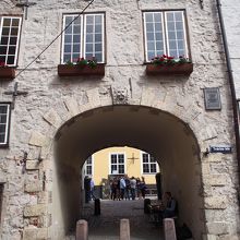 骨が埋められているのか。。。