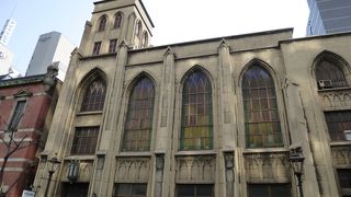 レトロビル群のひとつ