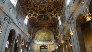 撮影禁止の場所があります