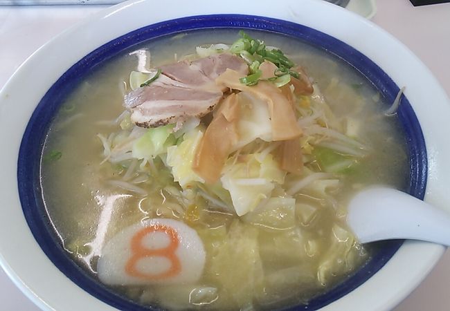 気のせいか他の８番らーめんとは味わいが違うように感じました