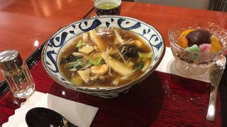 甘味屋さんだが食事もできる