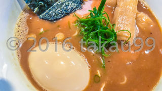 正直まったく好みのラーメンではなかった。