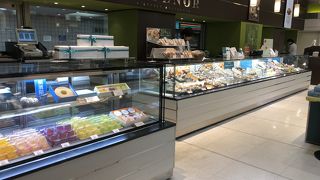 ちょっと離れた場所にあります