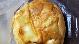 季節のパンも定番のパンも美味しい。