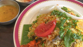 スパイスの塩梅が素晴らしいビリヤニ。