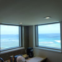 キッチンから海が望めます