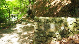 渓流沿いの気持ちのいいハイキングコース