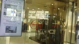 買い物、カフェで休憩にいいです