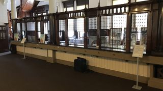 昔の銀行が無料で見られます