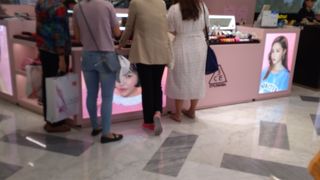 地下鉄の駅直結なのが便利です。