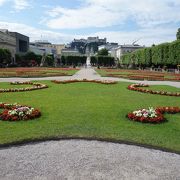 あまり広くはないがバラエティに富んでいて楽しめる庭園。