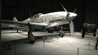 様々な国産航空機の展示