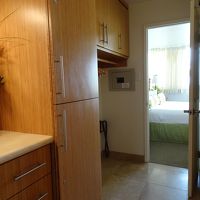 洗面所横にクロゼット　寝室にも繋がってました