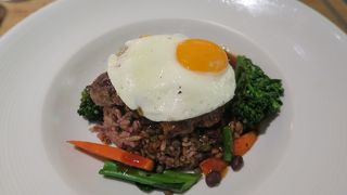 ヘルシーなロコモコが頂けます笑