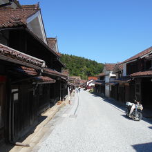 統一的な雰囲気の街並みです。