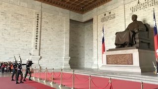 ピリッとした雰囲気