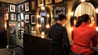 レトロな雰囲気が素敵なカフェ、トイレも必見！