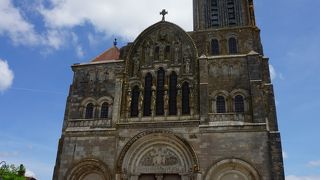 サント マドレーヌ バジリカ聖堂