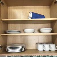 お皿類も豊富です