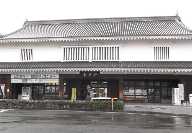 お城の駅舎