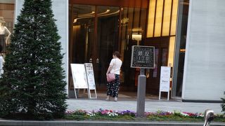 銀座で最もにぎわう通り