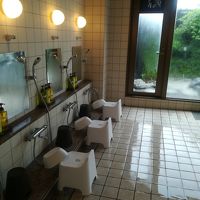 大浴場はずっと貸し切り状態でした。