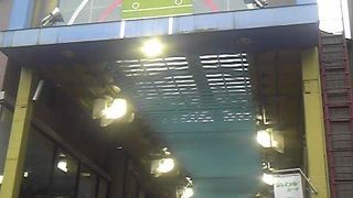 シャッター多し