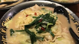 ラーメンが有名だけどもつちゃんぽんが美味しい