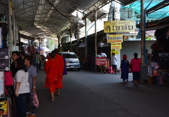 メーサイ市場