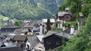 ハルシュタットはあまりに有名になりすぎていて，観光客がハンパじゃない。