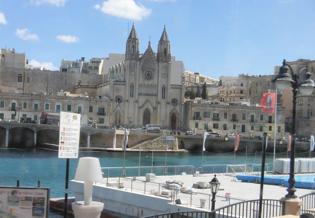 マウント カルメル教会