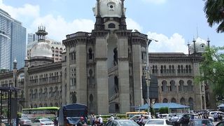 クアラルンプール駅の向かい側